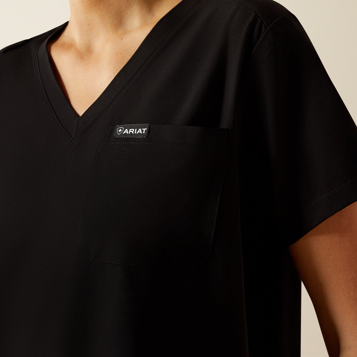 Beth Basic Scrub Top - US 9818
