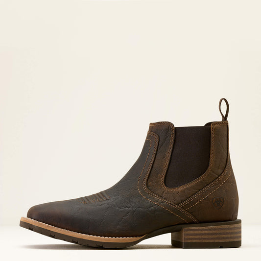 Hybrid Low Boy Wide Square Toe Chelsea Boot - US 8920