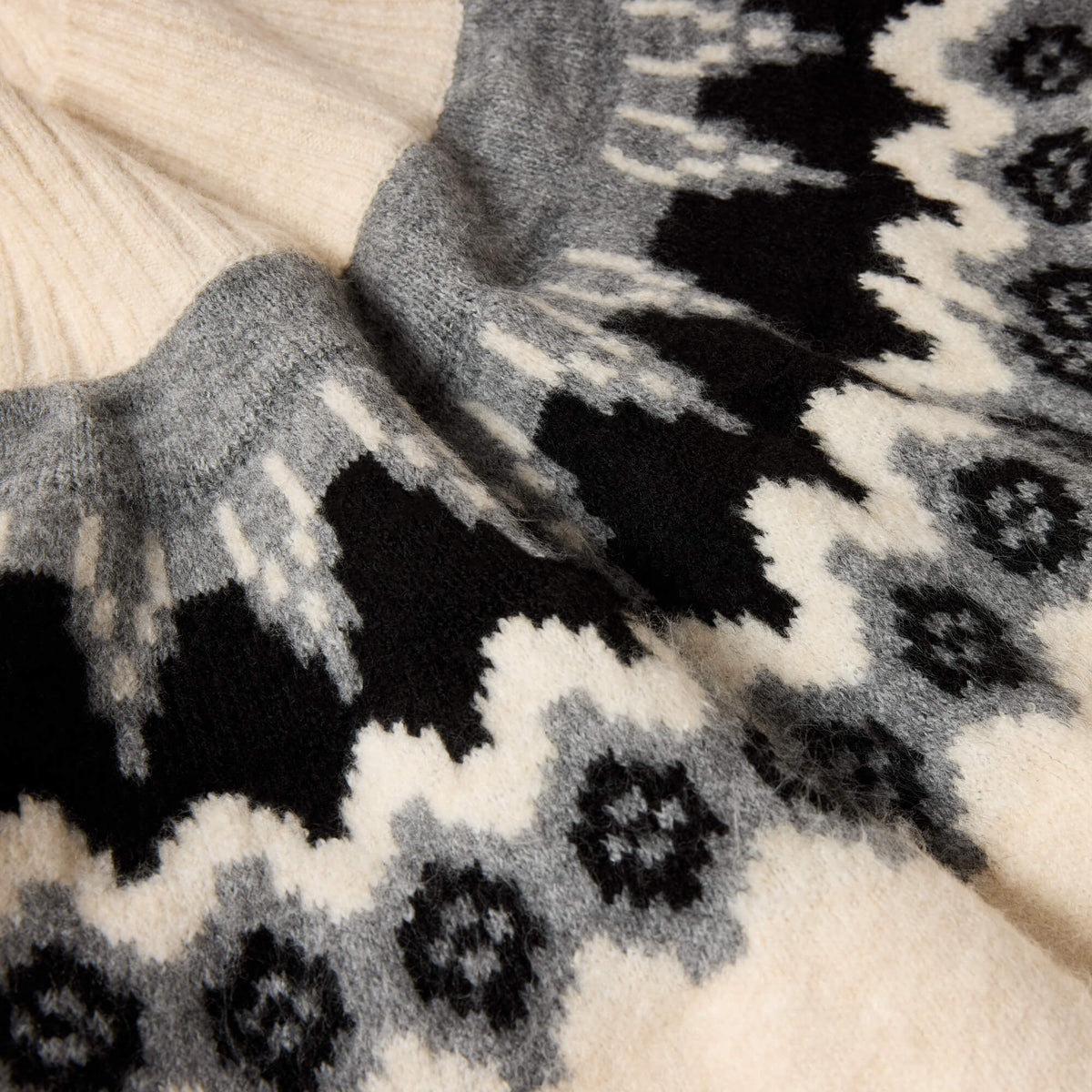 Willa Sweater - US 6509