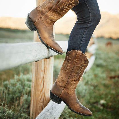 Heritage R Toe Western Boot - US 1655