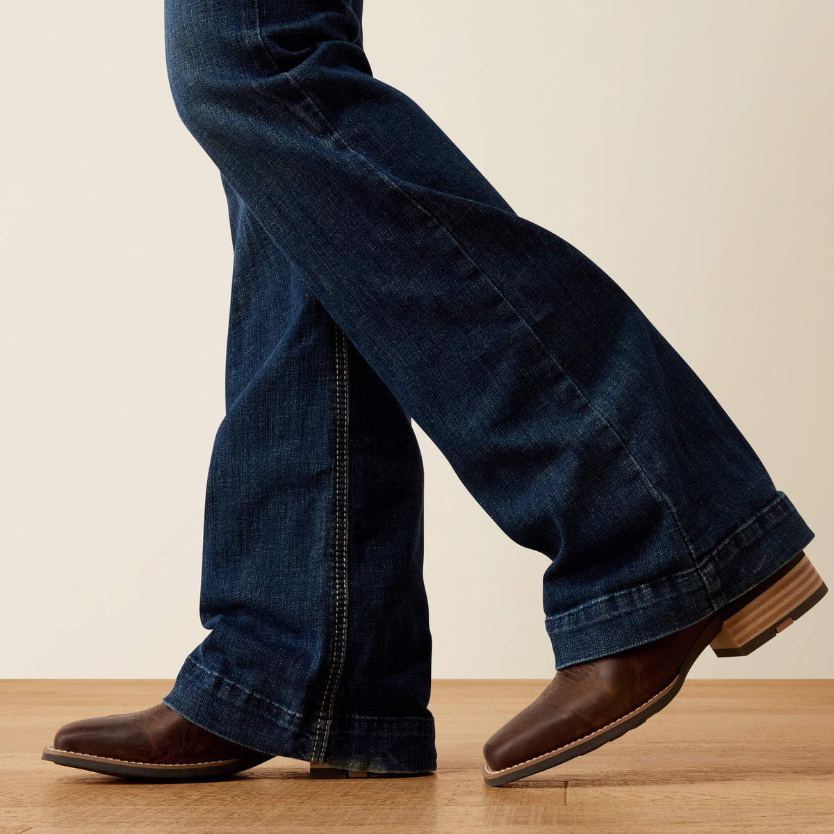 High Rise Ella Slim Trouser Jeans - US 3490