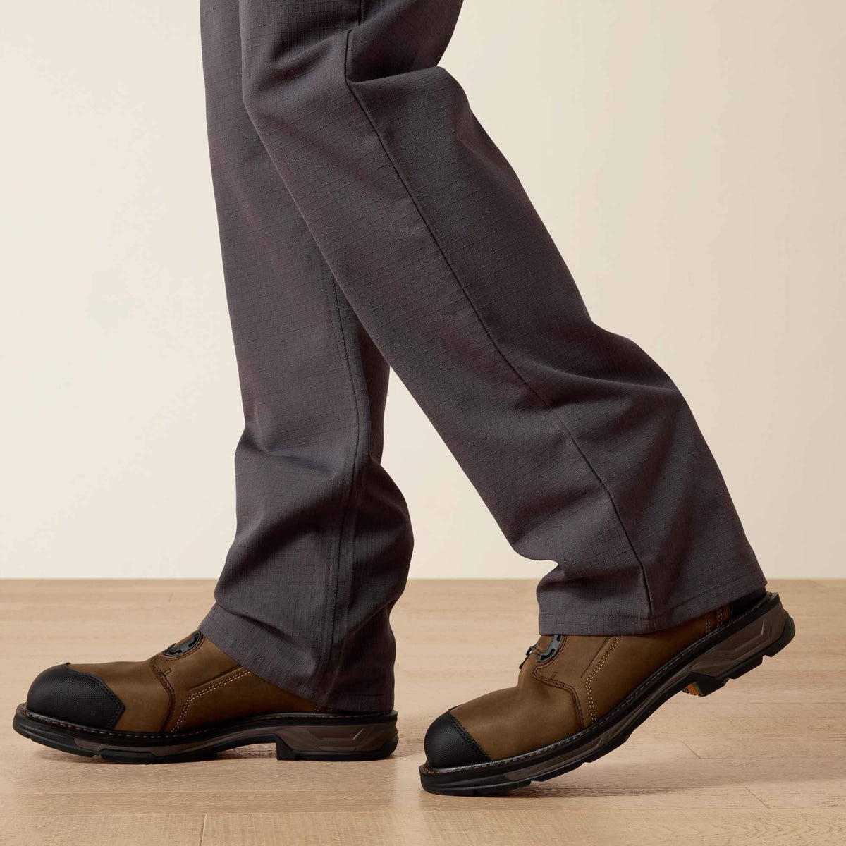FR M4 Relaxed Crossfire Straight Pant - US 7624