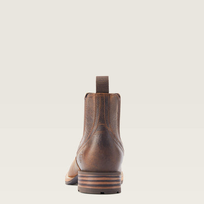 Hybrid Low Boy Wide Square Toe Chelsea Boot - US 7155