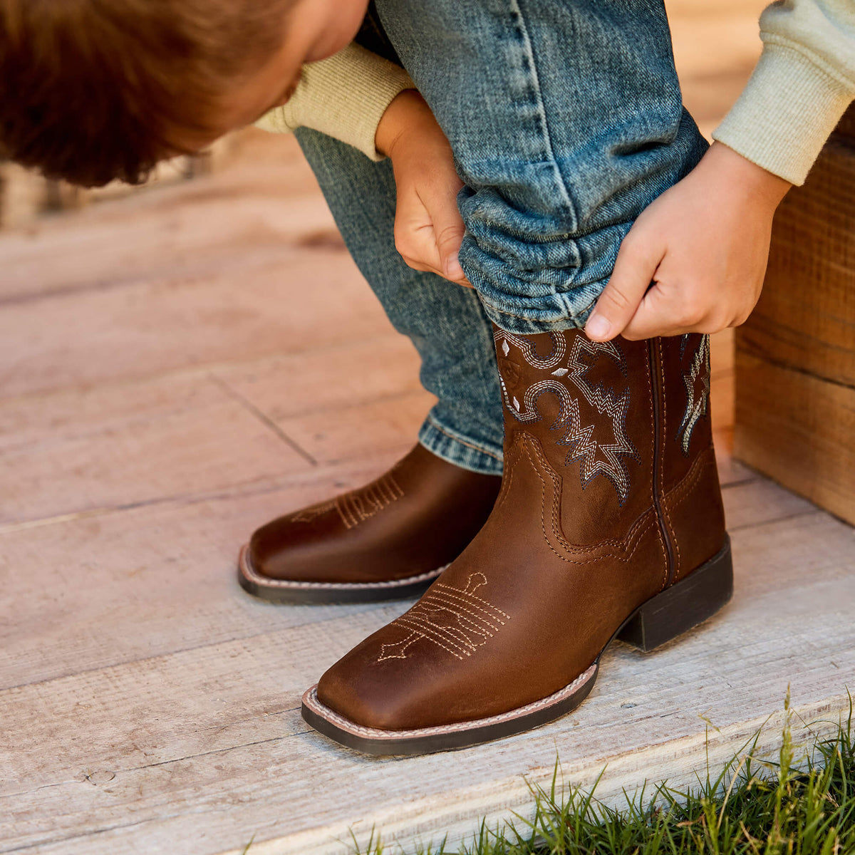 Tombstone Wide Square Toe Western Boot - US 4419