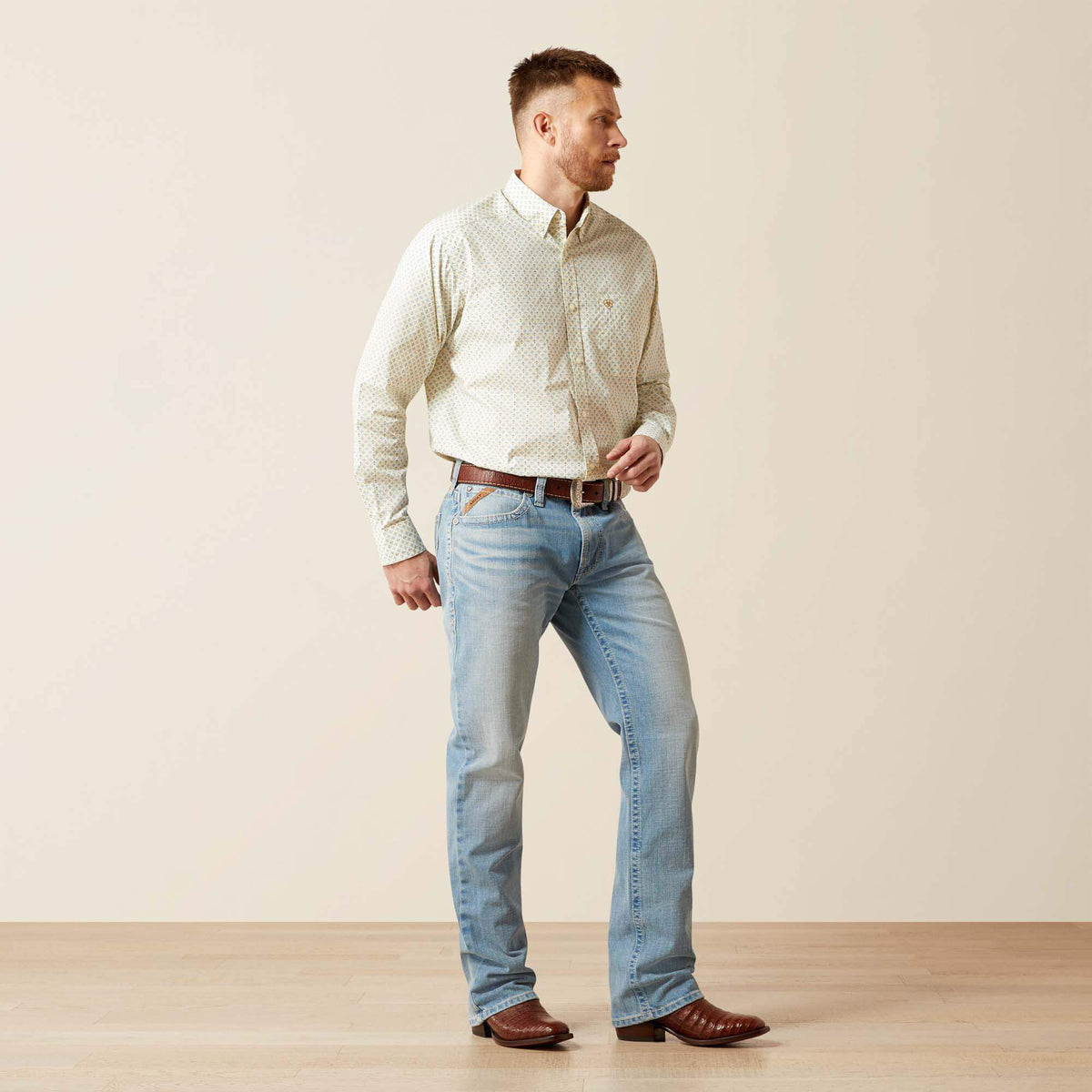 M4 Relaxed Lucas Straight Leg Jean - US 2281