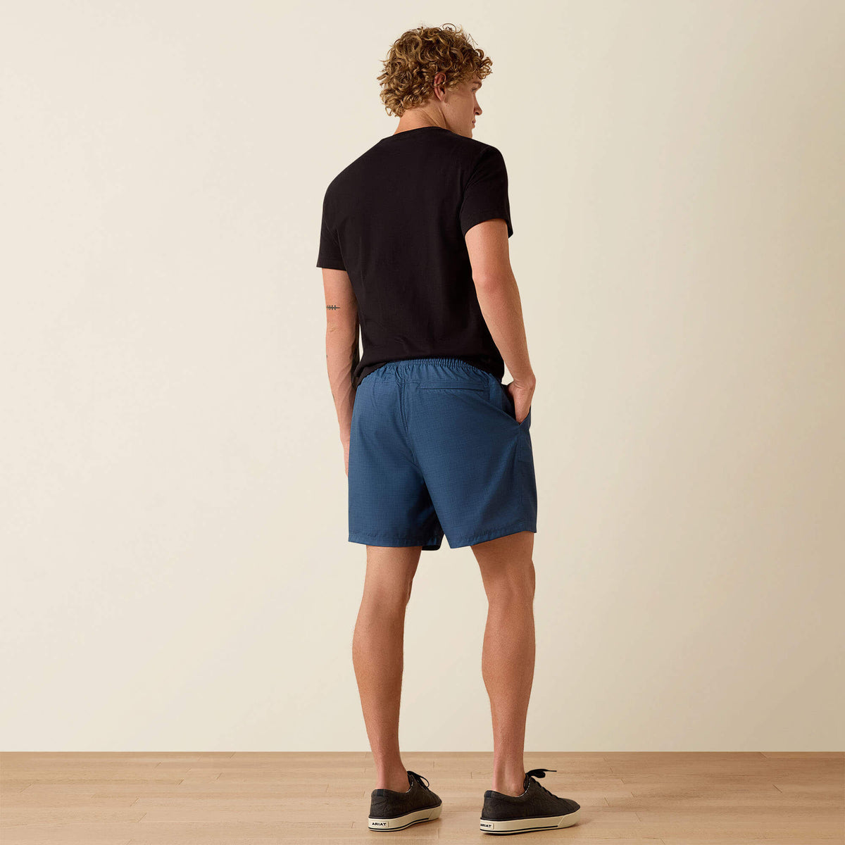 The Weekender 6" Shorts - US 1157