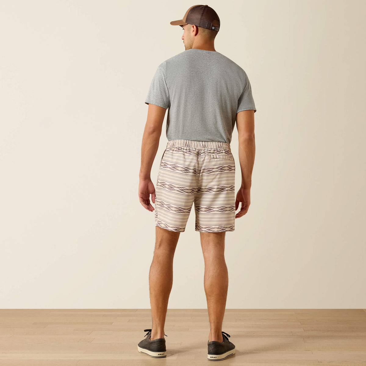 The Weekender 6" Shorts - US 9071