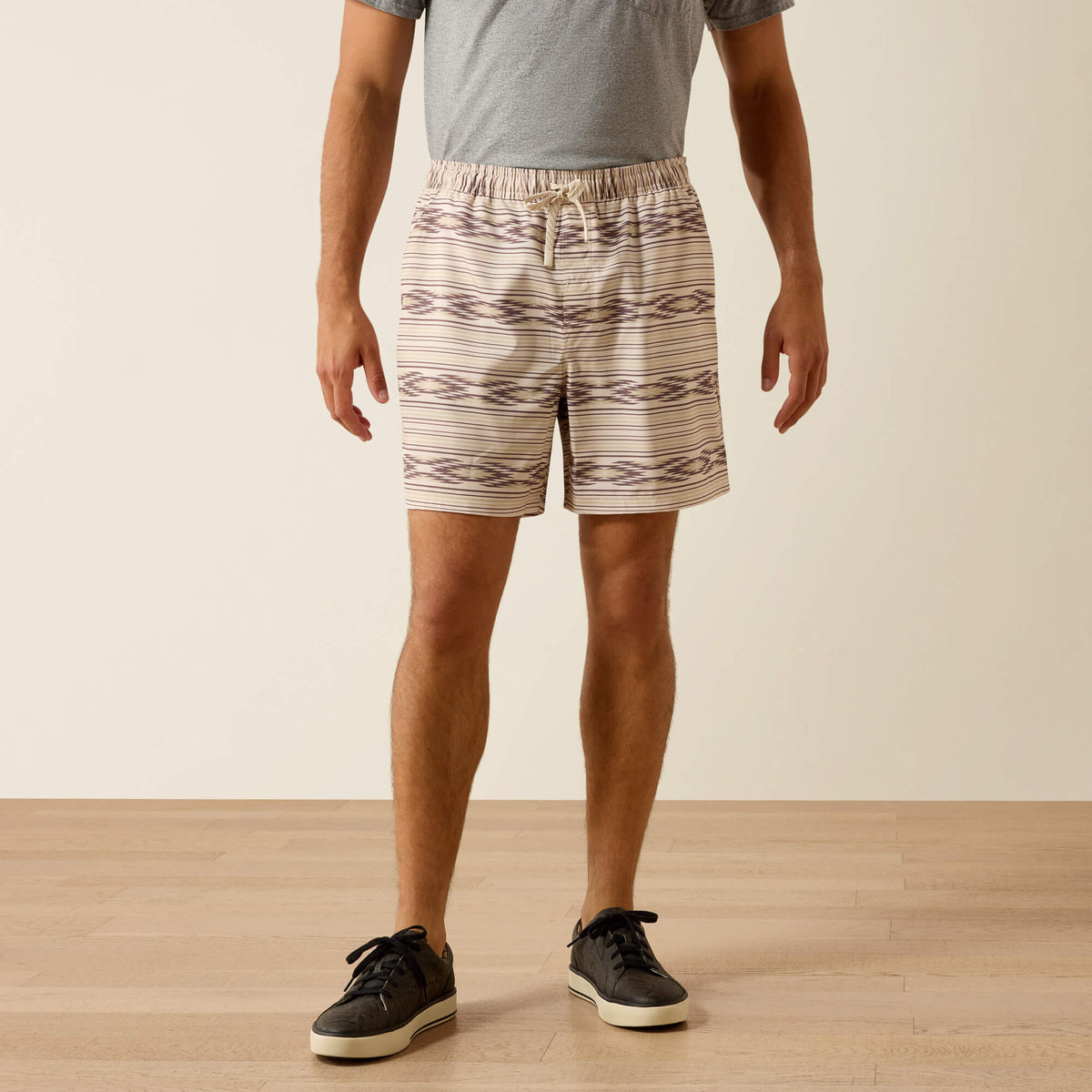 The Weekender 6" Shorts - US 9071