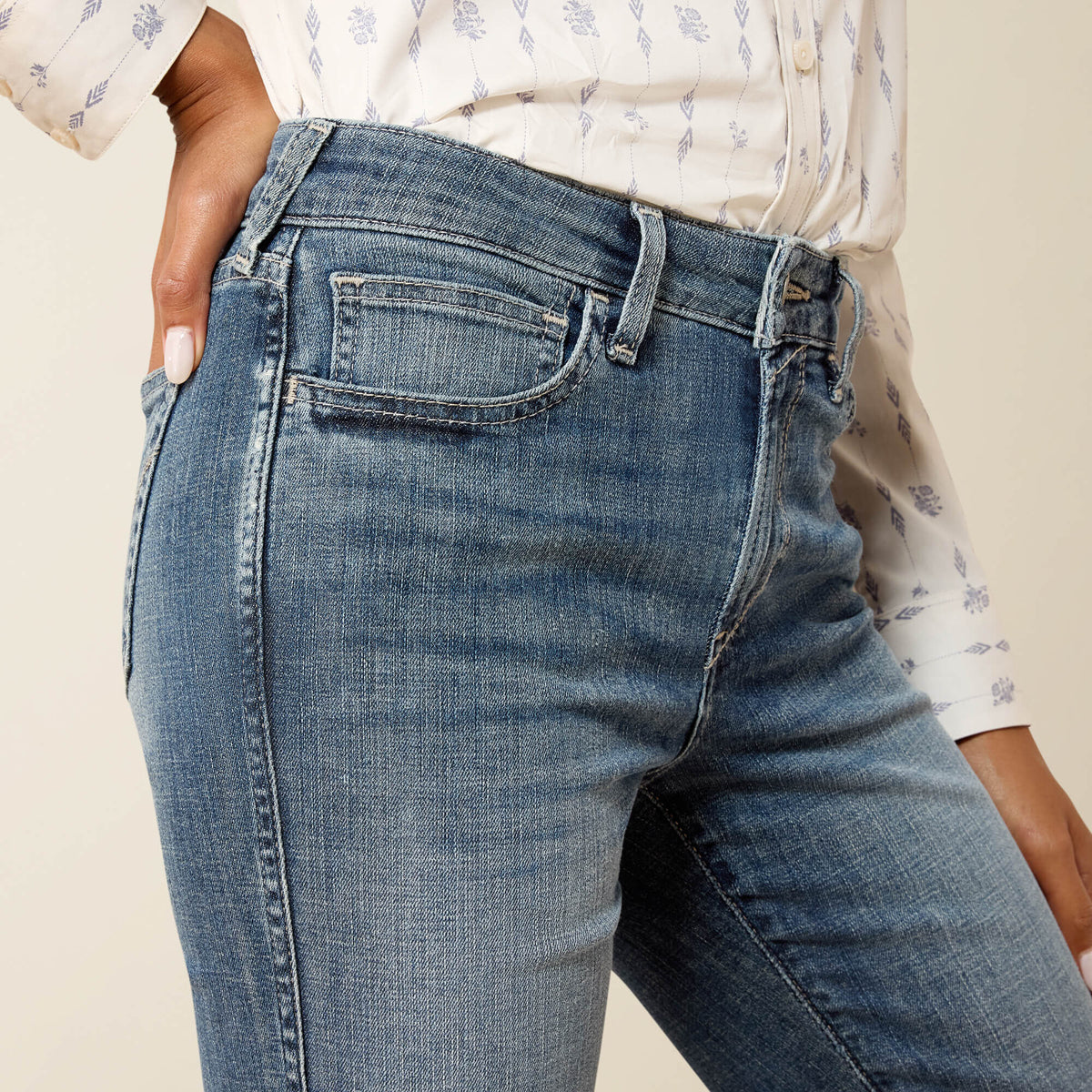 High Rise Vera Slim Trouser Jeans - US 4769