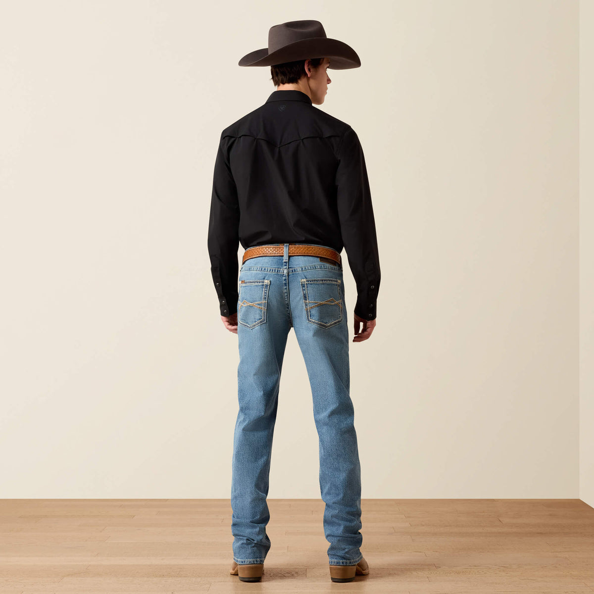 M5 Straight Jonathan Straight Leg Jeans - US 6376