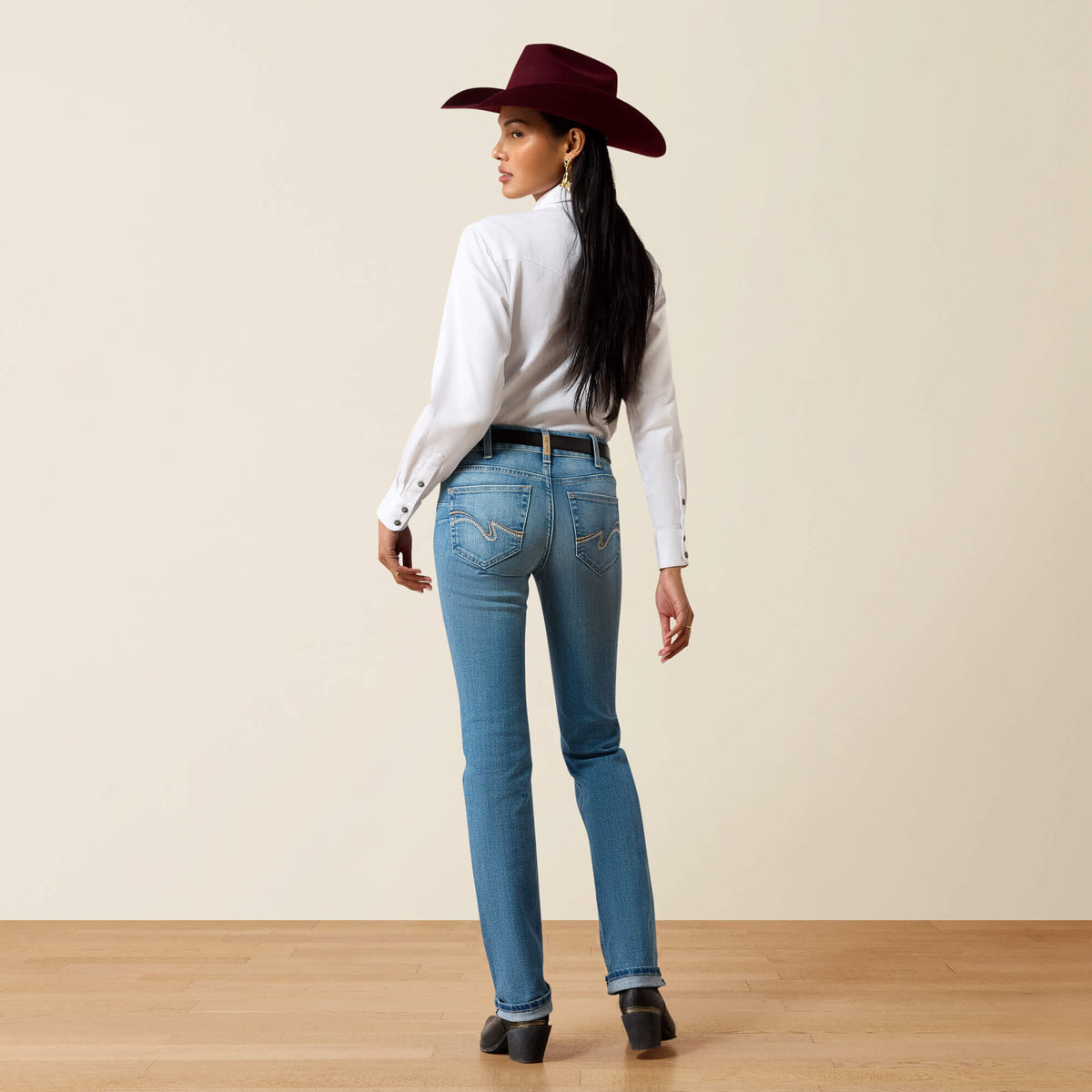 Perfect Rise Reya Straight Leg Jeans - US 7225