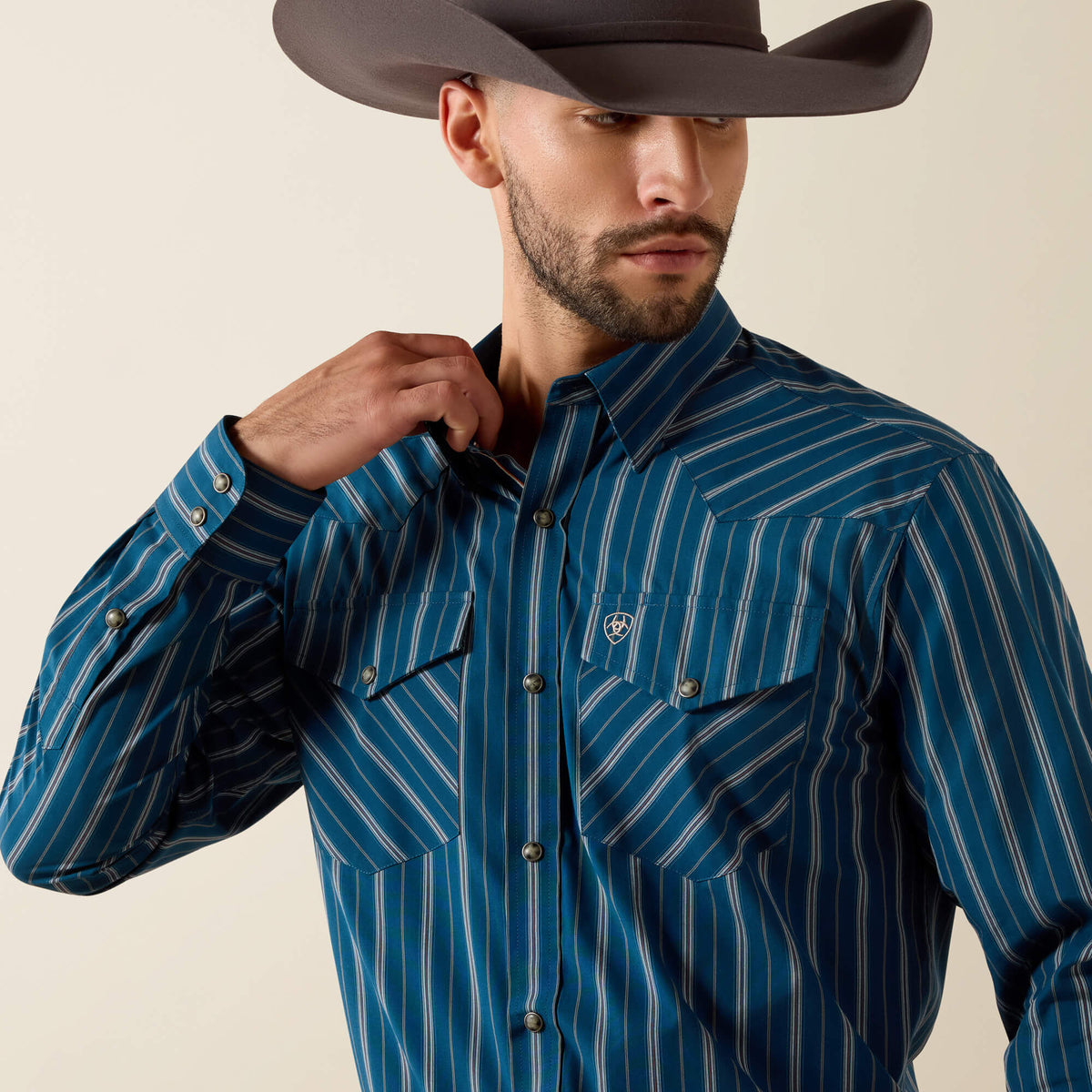 Pro Series Wolfgang Classic Fit Snap Shirt - US 7160