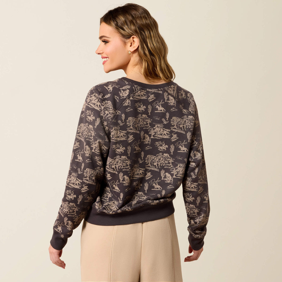 Essential Crew Sweatshirt - US 6312