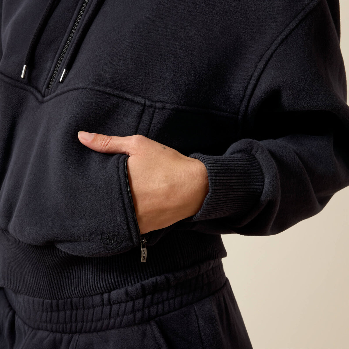 Compass 1/2 Zip Sweatshirt - US 6243