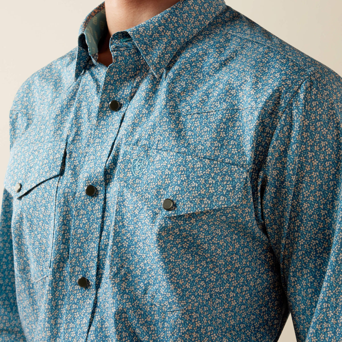 Wrinkle Free Bram Fitted Snap Shirt - US 4127