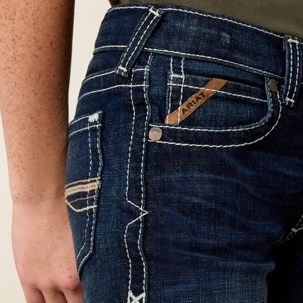 B5 Slim Kenneth Straight Leg Jeans - US 9311