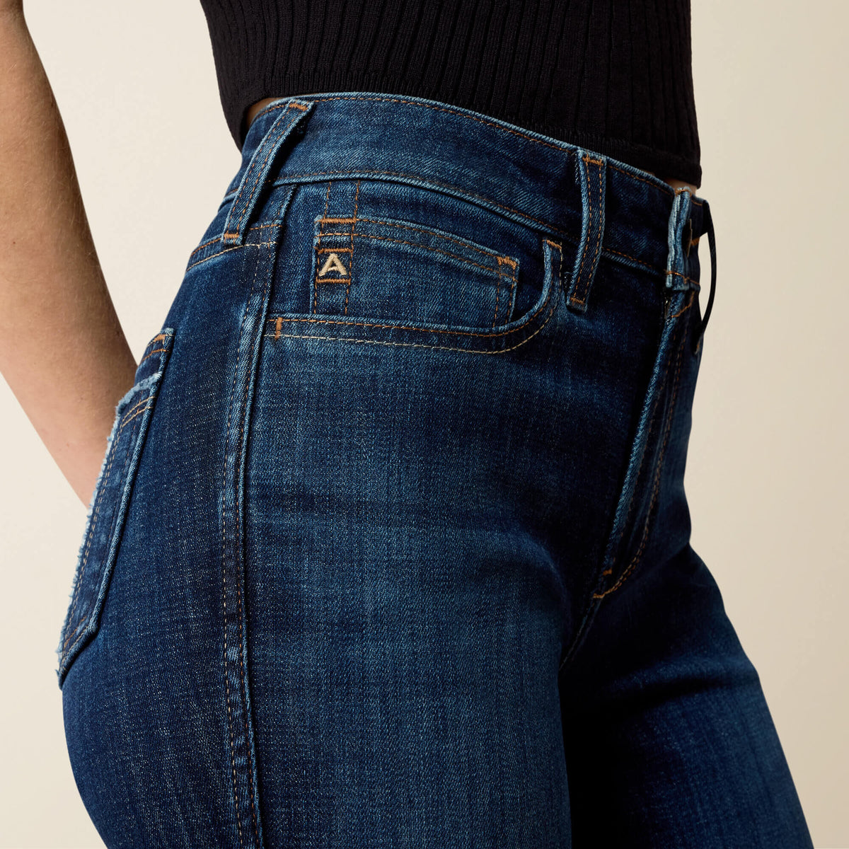 High Rise Avani Slim Trouser Jeans - US 8257