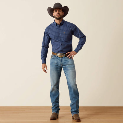 M2 Traditional Relaxed Beckett Boot Cut Jeans - US 8124